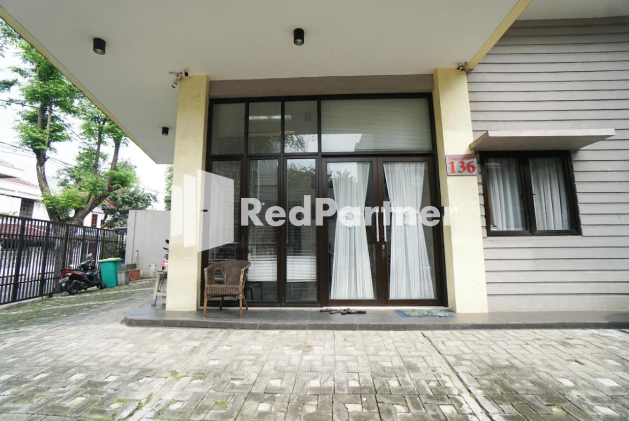 Hotel Toba Mansion Syariah Near Benhil Redpartner Jakarta